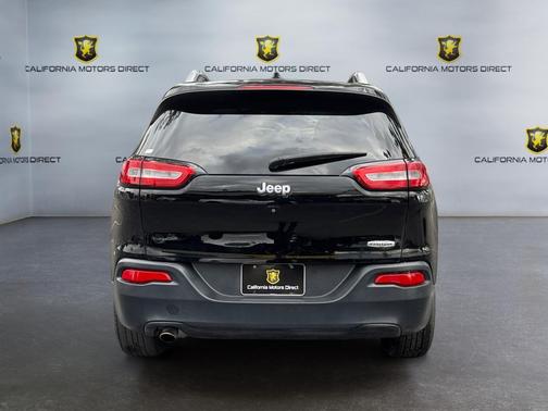 Diamond Black Crystal Pearlcoat 2017 Jeep Cherokee Latitude