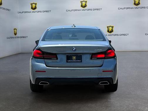 2022 BMW 530 i