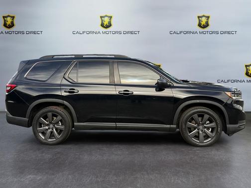 2023 Honda Pilot AWD Sport
