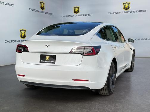 2019 Tesla Model 3 Mid Range