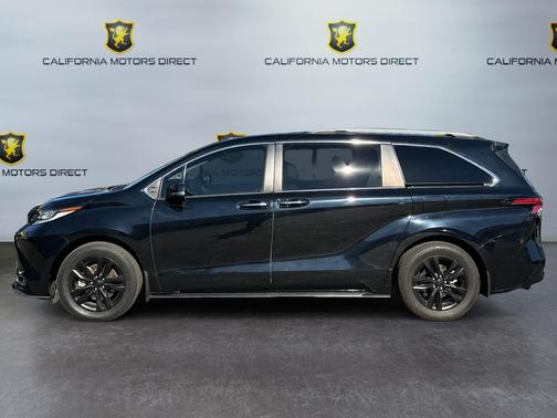 2022 Toyota Sienna Limited
