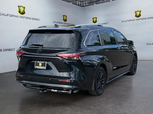 2022 Toyota Sienna Limited