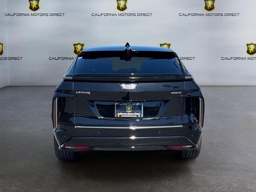 Stellar Black Metallic 2024 Cadillac LYRIQ Tech