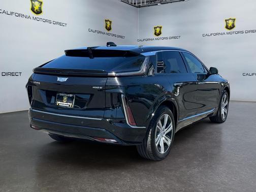 Stellar Black Metallic 2024 Cadillac LYRIQ Tech