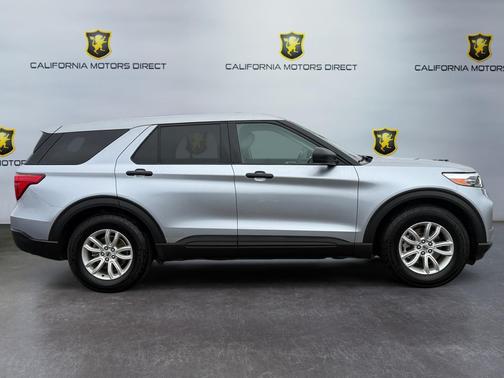 ICONIC SILVER METALLIC 2020 Ford Explorer Base