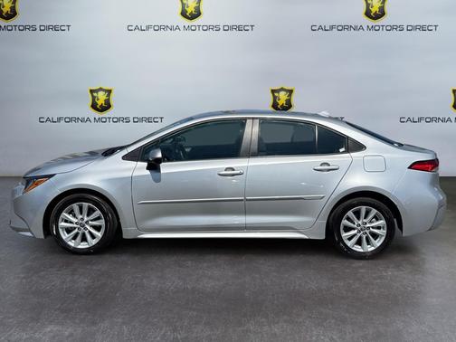 Classic Silver Metallic 2025 Toyota Corolla LE