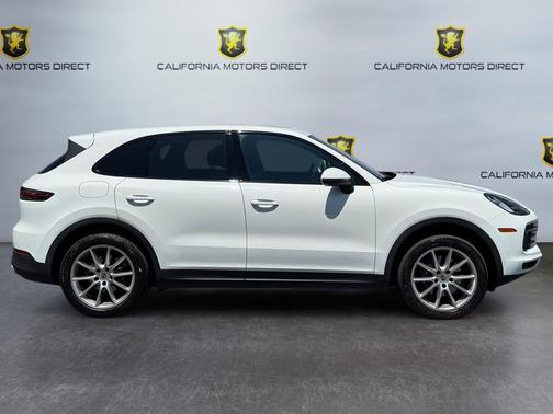2019 Porsche Cayenne Base (Tiptronic)