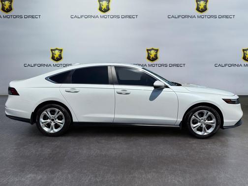 Platinum White Pearl 2024 Honda Accord LX 1.5T