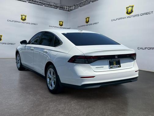 Platinum White Pearl 2024 Honda Accord LX 1.5T