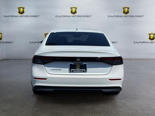 Platinum White Pearl 2024 Honda Accord LX 1.5T