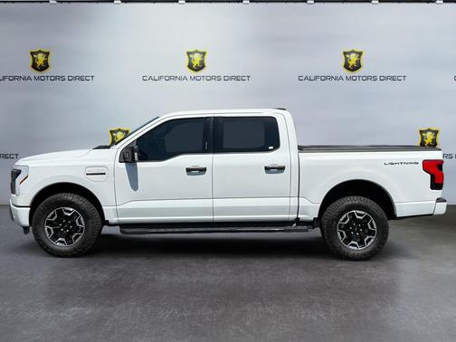 OXFORD WHITE 2023 Ford F-150 Lightning XLT