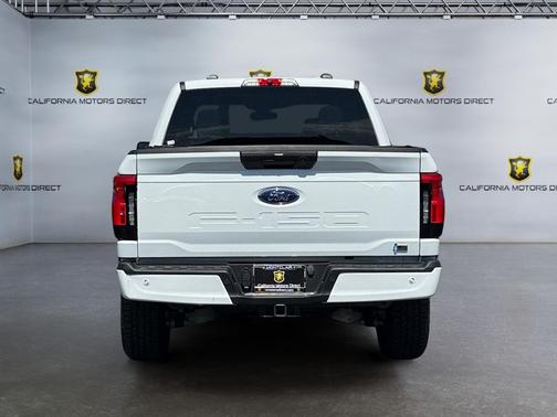 OXFORD WHITE 2023 Ford F-150 Lightning XLT
