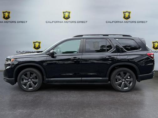 2023 Honda Pilot 2WD Sport