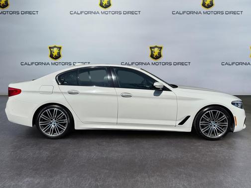 Alpine White 2018 BMW 530 530i