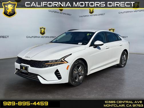 Glacial White Pearl 2022 Kia K5 LXS
