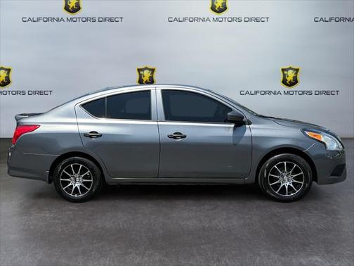 2017 Nissan Versa 1.6 S+