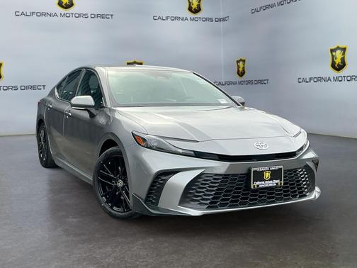 Heavy Metal 2025 Toyota Camry SE