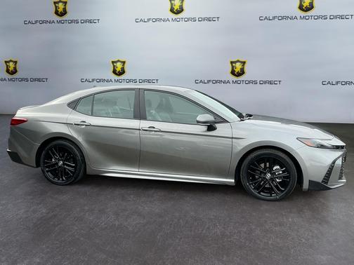 Heavy Metal 2025 Toyota Camry SE