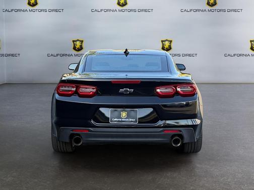 2021 Chevrolet Camaro RWD Coupe LT1