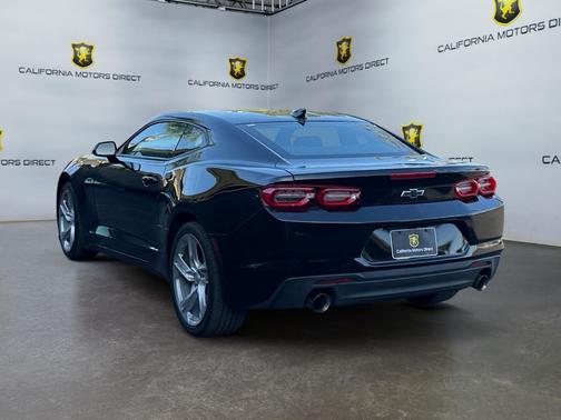 2021 Chevrolet Camaro RWD Coupe LT1