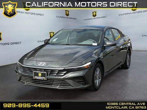 2025 Hyundai ELANTRA SE