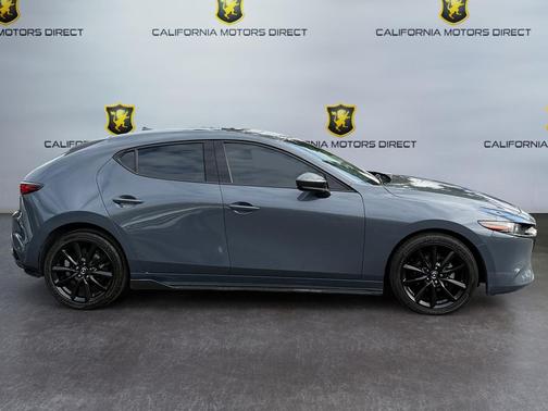 2021 Mazda Mazda3 FWD w/Premium Package