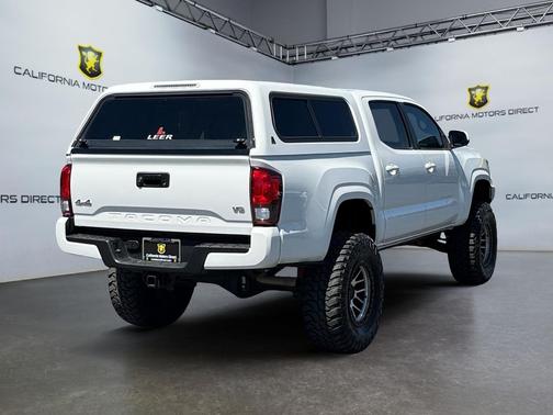 2019 Toyota Tacoma SR