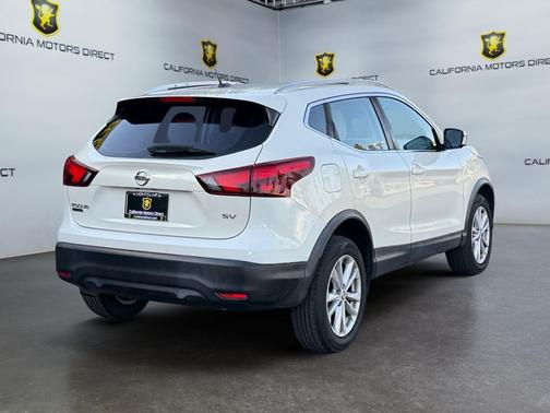 2018 Nissan Rogue Sport SV