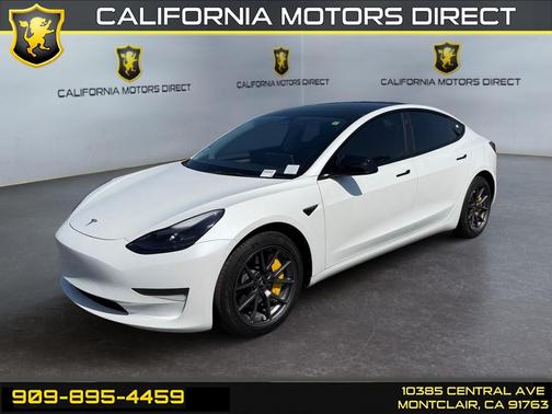 Pearl White Multi-Coat 2023 Tesla Model 3 Standard Range