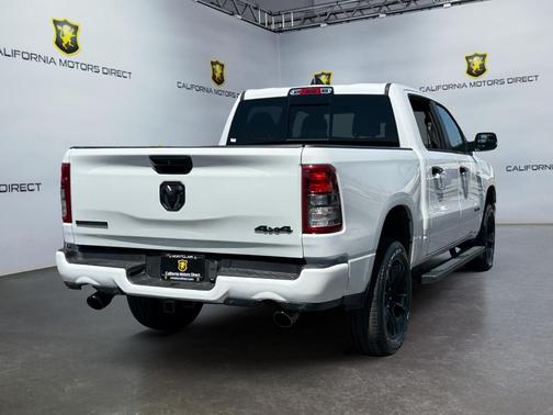 Bright White Clearcoat 2023 RAM 1500 Big Horn/Lone Star