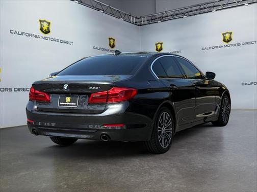 2018 BMW 530 530i