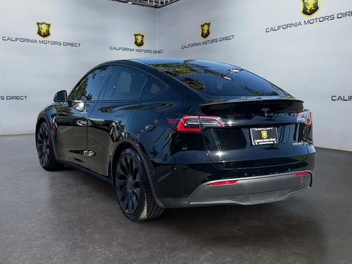 2022 Tesla Model Y Performance Dual Motor All-Wheel Drive