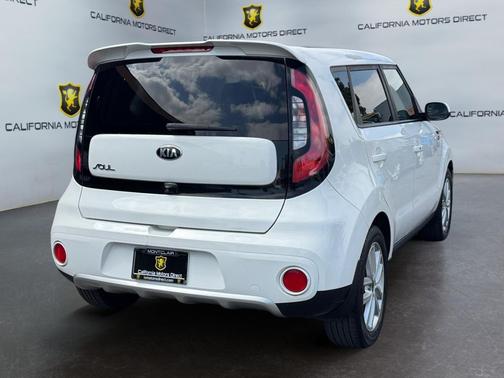 Clear White 2017 Kia Soul +