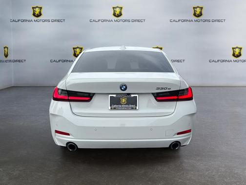 Alpine White 2023 BMW 330e 330e