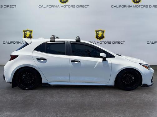 Ice Cap 2023 Toyota Corolla SE