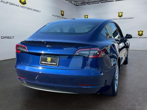 Deep Blue Metallic 2023 Tesla Model 3 Standard Range