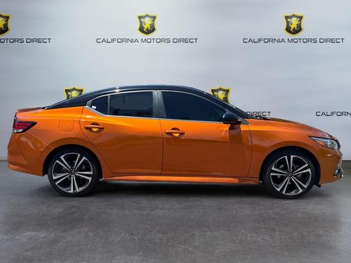 Monarch Orange/Super Black 2020 Nissan Sentra SR