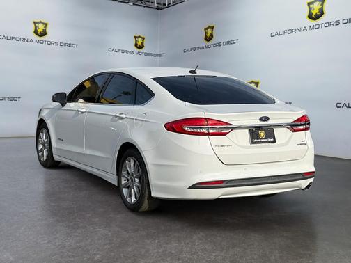 2017 Ford Fusion Hybrid SE