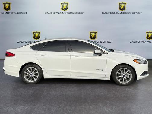 2017 Ford Fusion Hybrid SE