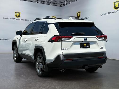 2021 Toyota RAV4 Hybrid XLE Premium
