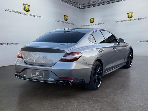 2023 Genesis G70 2.0T RWD