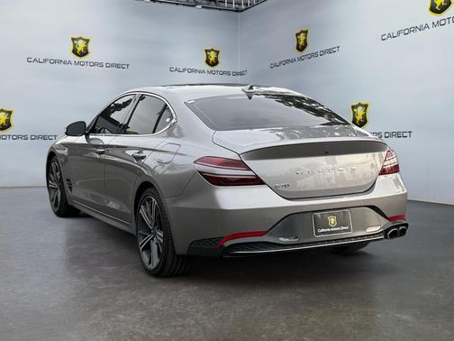 2023 Genesis G70 2.0T RWD