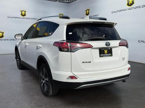 Super White 2017 Toyota RAV4 XLE
