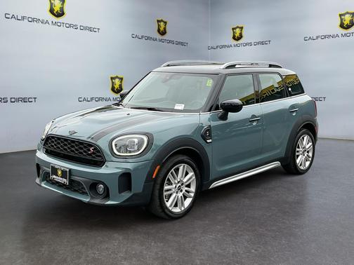 Sage Green Metallic 2023 MINI Countryman Cooper S