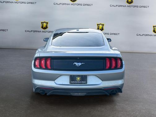 2020 Ford Mustang EcoBoost