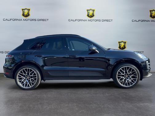 Black 2021 Porsche Macan Macan
