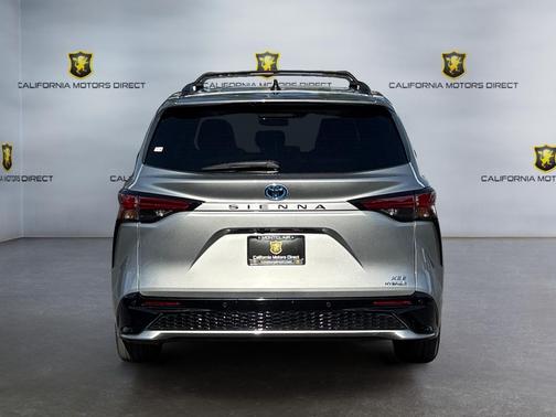 2022 Toyota Sienna XSE 7 Passenger