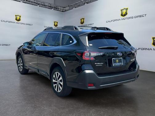 Crystal Black Silica 2023 Subaru Outback Premium