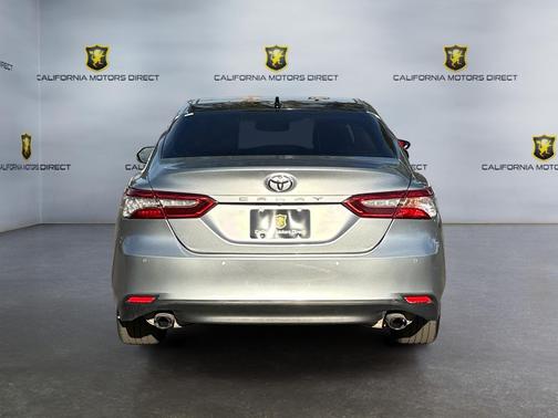 Celestial Silver Metallic 2020 Toyota Camry XLE