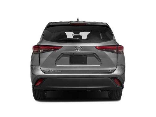Moon Dust 2022 Toyota Highlander LE